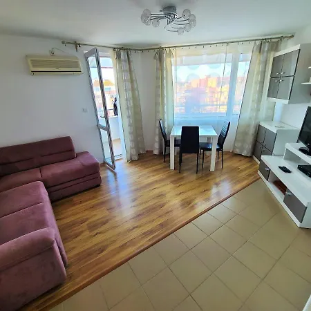 Studio Maria 1 * Pomorie